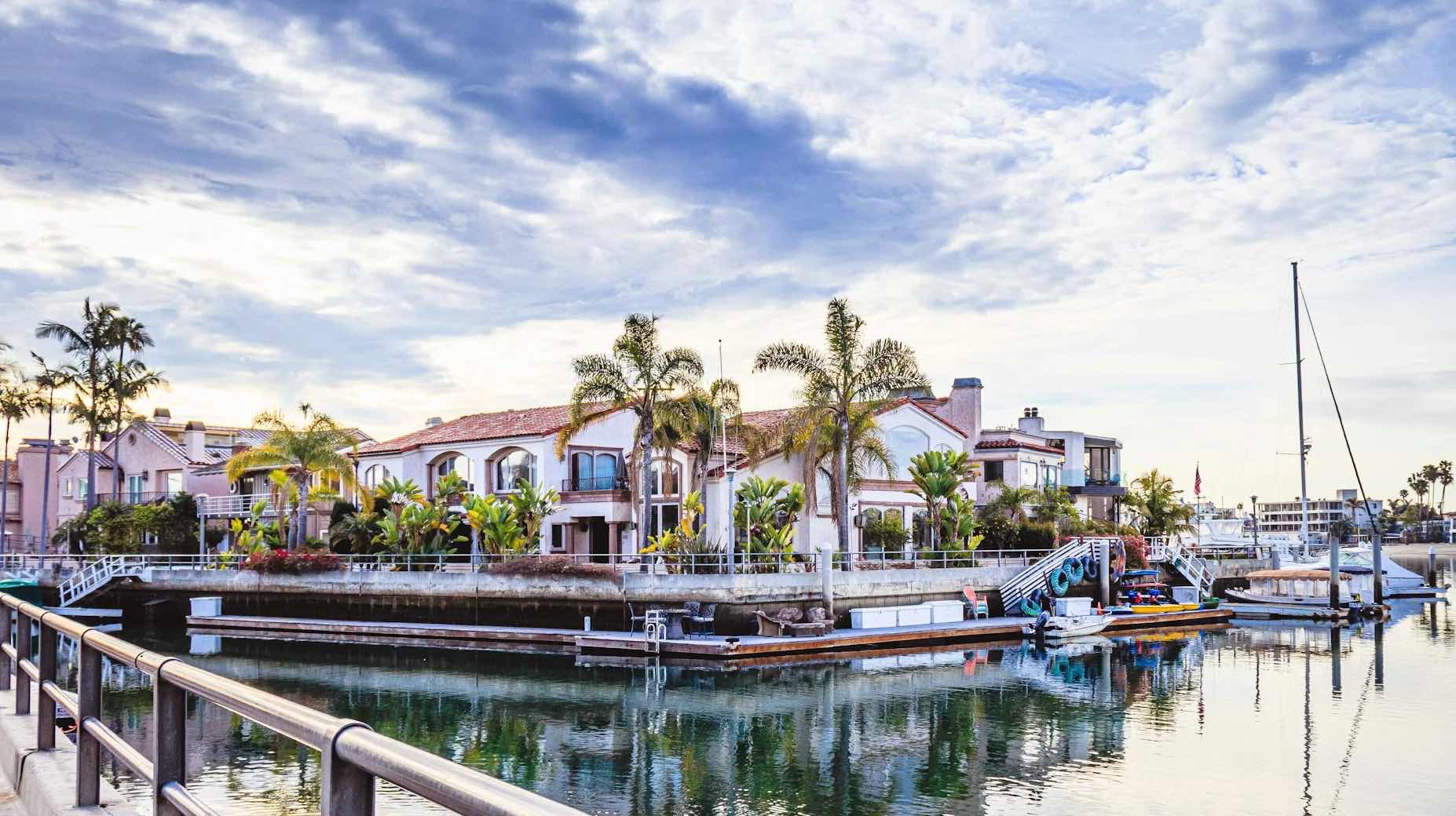 Water Damage Restoration Long Beach CA Company | Water Damage Restoration Services Long Beach CA | Mold Remediation Long Beach